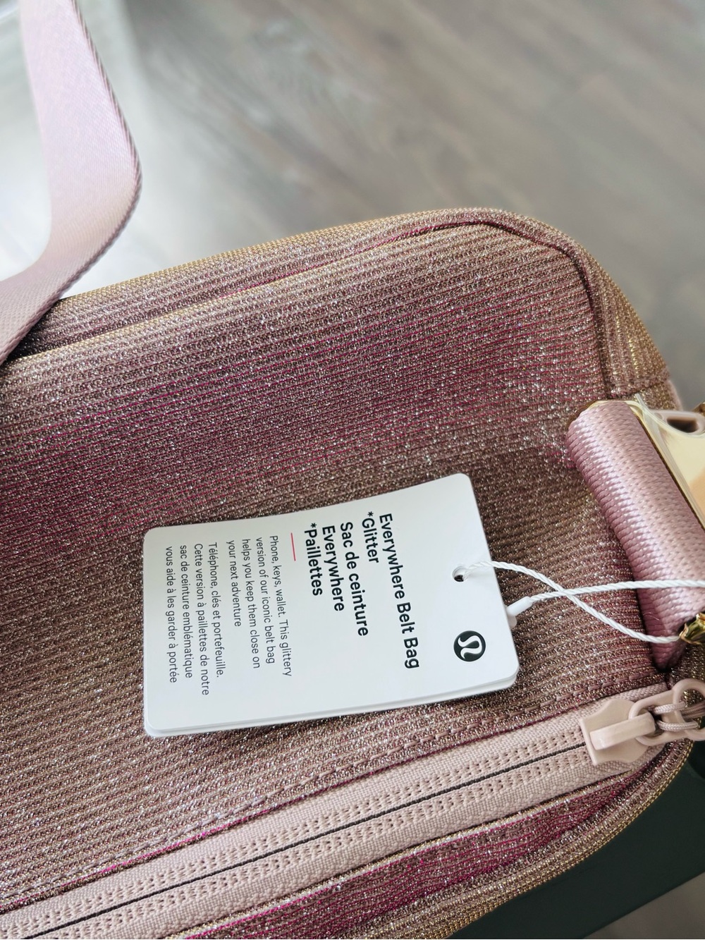 LULULEMON NWT Everywhere Belt Bag 1L Glitter Pink Champagne - Picture 6 of 9